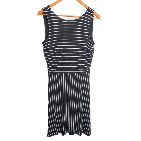 LOFT Black Striped Women's Dress Size 6 - Picture 1 of 5